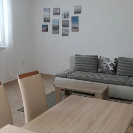 Apartment Leida 1