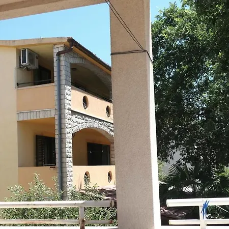 Leida 1 * Medolino