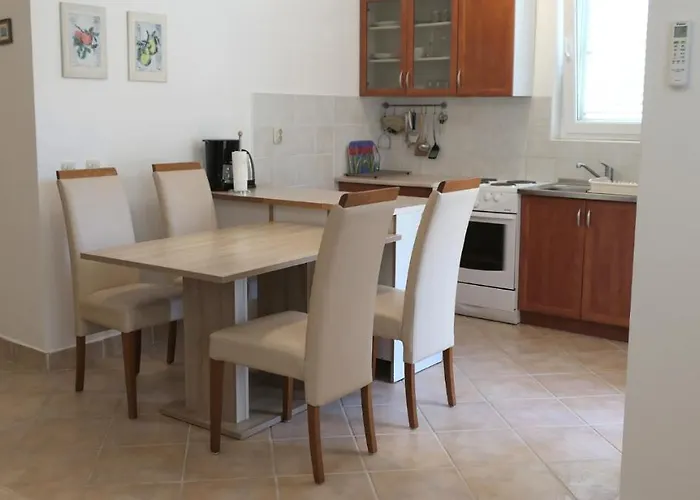 아파트 Leida 1 메덜린